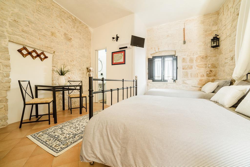 ビトント La Torre Storica Bed & Breakfast エクステリア 写真