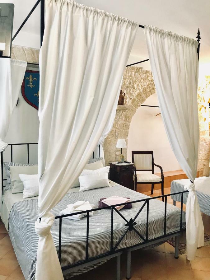 ビトント La Torre Storica Bed & Breakfast エクステリア 写真